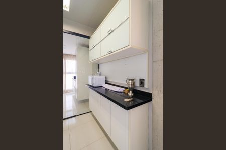 Apartamento à venda com 70m², 2 quartos e 2 vagas Apartamento à venda com 70m², 2 quartos e 2 vagasCozinha