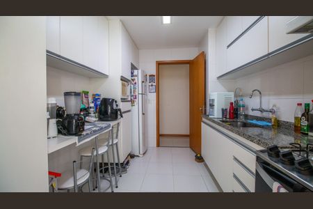 Apartamento à venda com 102m², 3 quartos e 1 vagaCozinha
