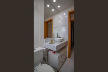 Apartamento à venda com 102m², 3 quartos e 1 vagaBanheiro Social