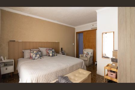 Casa para alugar com 137m², 4 quartos e 2 vagas Casa para alugar com 137m², 4 quartos e 2 vagasSuíte