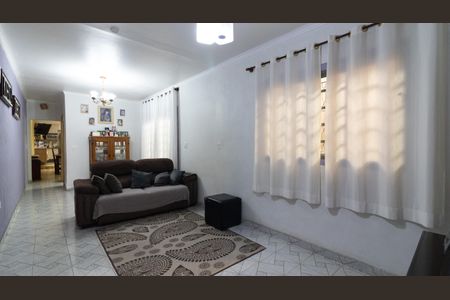 Casa para alugar com 137m², 4 quartos e 2 vagas Casa para alugar com 137m², 4 quartos e 2 vagasSala