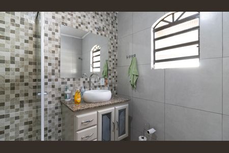 Casa para alugar com 137m², 4 quartos e 2 vagas Casa para alugar com 137m², 4 quartos e 2 vagasBanheiro 2