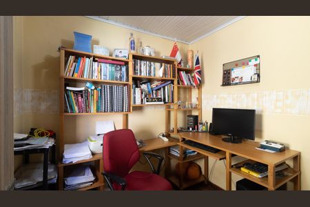 Casa para alugar com 137m², 4 quartos e 2 vagas Casa para alugar com 137m², 4 quartos e 2 vagasQuarto 2