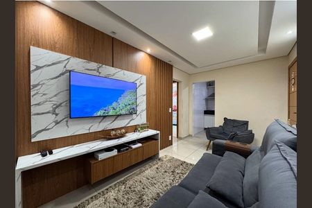 Sala de apartamento à venda com 2 quartos, 87m² em Cabral, Contagem