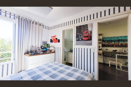 Casa de condomínio à venda com 230m², 4 quartos e 4 vagas Casa de condomínio à venda com 230m², 4 quartos e 4 vagasSuíte 2