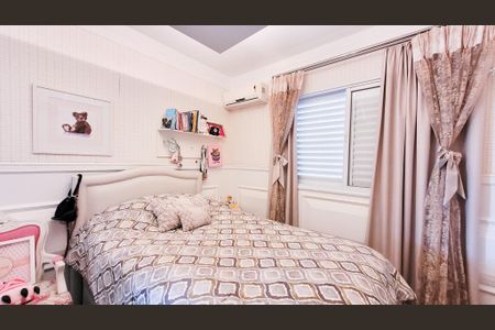 Casa de condomínio à venda com 230m², 4 quartos e 4 vagas Casa de condomínio à venda com 230m², 4 quartos e 4 vagasSuíte 1