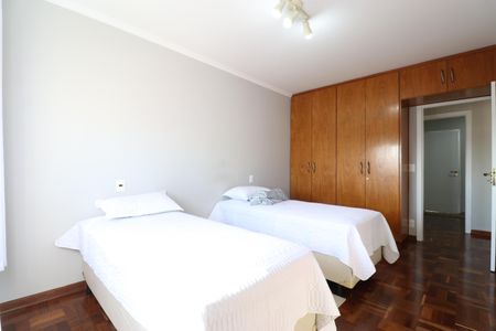 Apartamento à venda com 100m², 2 quartos e 1 vagaQuarto 1