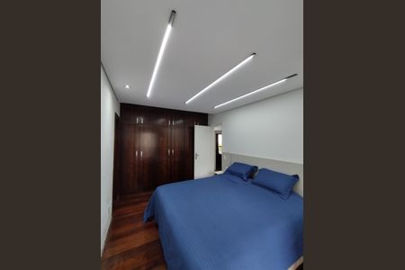 Apartamento à venda com 178m², 4 quartos e 3 vagasSuíte 2