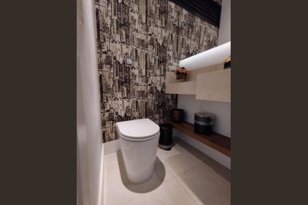 Apartamento à venda com 178m², 4 quartos e 3 vagasLavabo