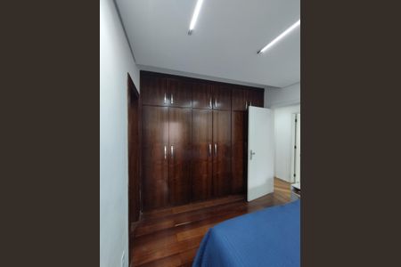 Apartamento à venda com 178m², 4 quartos e 3 vagasSuíte 2