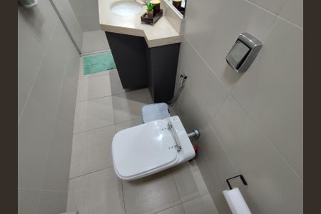 Apartamento à venda com 178m², 4 quartos e 3 vagasBanheiro da Suíte 1