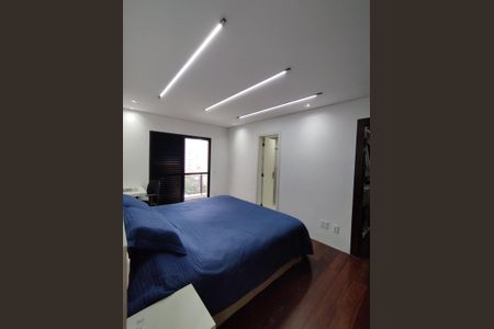Apartamento à venda com 178m², 4 quartos e 3 vagasSuíte 2