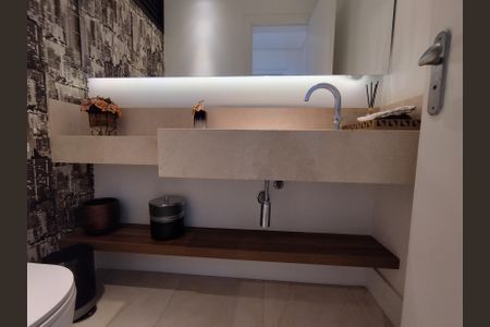 Apartamento à venda com 178m², 4 quartos e 3 vagasLavabo