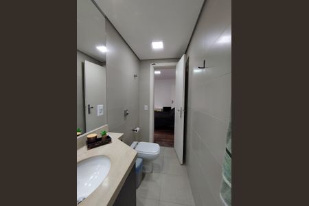 Apartamento à venda com 178m², 4 quartos e 3 vagasBanheiro da Suíte 1