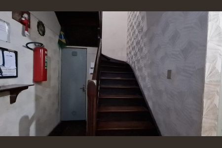 Casa à venda com 125m², 8 quartos e 1 vaga