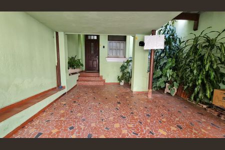 Casa à venda com 125m², 8 quartos e 1 vaga