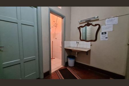 Casa à venda com 125m², 8 quartos e 1 vaga