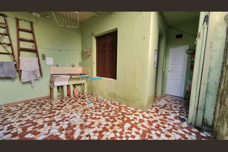 Casa à venda com 125m², 8 quartos e 1 vaga