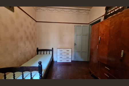 Casa à venda com 125m², 8 quartos e 1 vaga