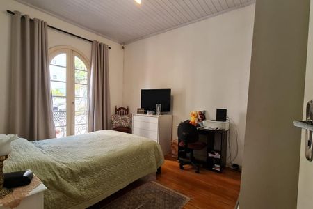 Casa à venda com 140m², 3 quartos e 2 vagas