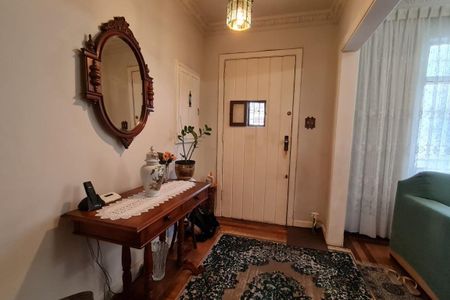 Casa à venda com 140m², 3 quartos e 2 vagas