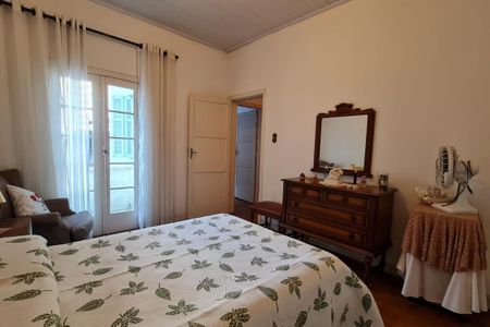 Casa à venda com 140m², 3 quartos e 2 vagas