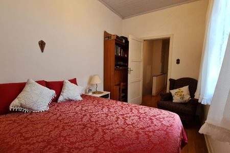 Casa à venda com 140m², 3 quartos e 2 vagas