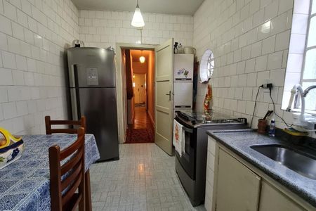 Casa à venda com 140m², 3 quartos e 2 vagas