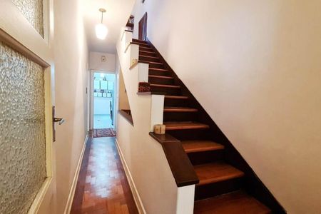 Casa à venda com 140m², 3 quartos e 2 vagas