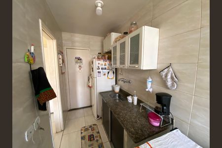 Apartamento à venda com 57m², 2 quartos e 1 vagaCozinha