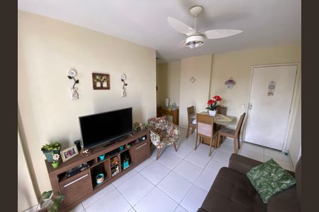 Apartamento à venda com 57m², 2 quartos e 1 vagaSala