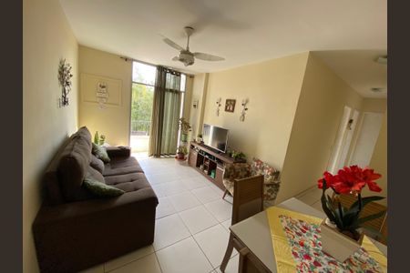 Apartamento à venda com 57m², 2 quartos e 1 vagaSala