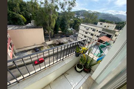 Apartamento à venda com 57m², 2 quartos e 1 vagaVaranda - Sala