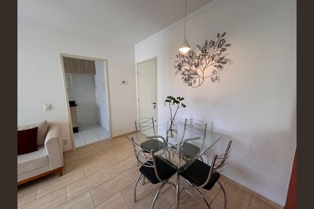 Apartamento à venda com 48m², 2 quartos e 2 vagas Apartamento à venda com 48m², 2 quartos e 2 vagasSala de Jantar