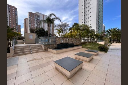 Apartamento à venda com 48m², 2 quartos e 2 vagas Apartamento à venda com 48m², 2 quartos e 2 vagasPiscina