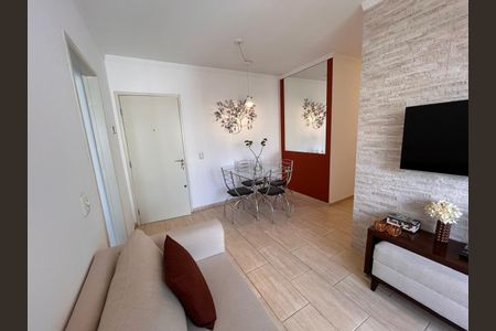 Apartamento à venda com 48m², 2 quartos e 2 vagas Apartamento à venda com 48m², 2 quartos e 2 vagasSala