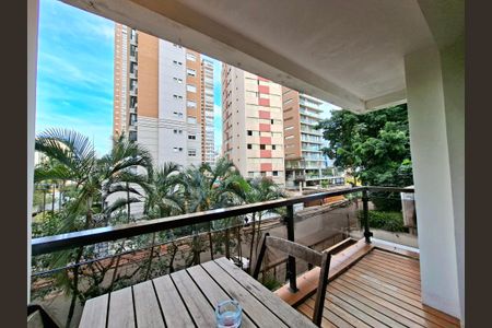 Apartamento à venda com 75m², 1 quarto e 2 vagasVaranda