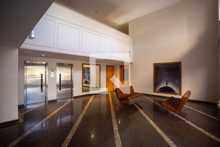 Apartamento à venda com 75m², 1 quarto e 2 vagasHall