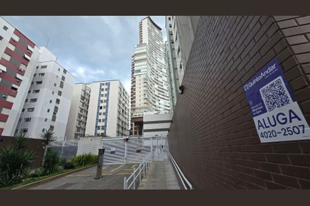 Apartamento para alugar com 72m², 2 quartos e 1 vagaFachada