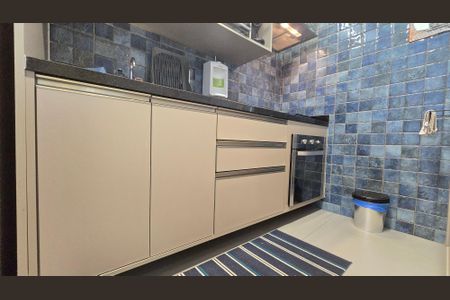 Apartamento para alugar com 72m², 2 quartos e 1 vagaCozinha - Armários