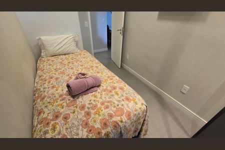 Apartamento para alugar com 72m², 2 quartos e 1 vagaQuarto 