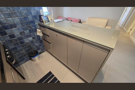 Apartamento para alugar com 72m², 2 quartos e 1 vagaCozinha - Armários