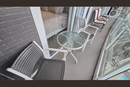 Apartamento para alugar com 72m², 2 quartos e 1 vagaVaranda da Sala