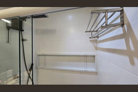 Apartamento para alugar com 72m², 2 quartos e 1 vagaDetalhe do Banheiro da Suite