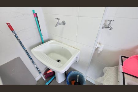 Apartamento para alugar com 72m², 2 quartos e 1 vagaÁrea de Serviço