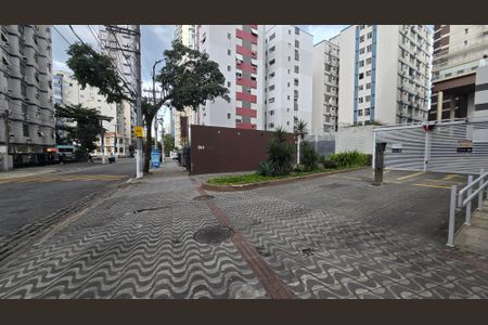 Apartamento para alugar com 72m², 2 quartos e 1 vagaVista da Rua
