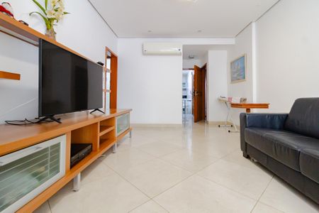 Sala  de apartamento à venda com 3 quartos, 100m² em Leme, Rio de Janeiro