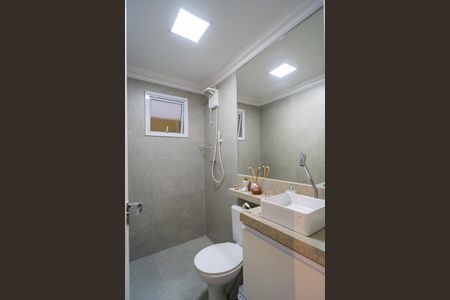 Apartamento para alugar com 70m², 2 quartos e 2 vagasBanheiro