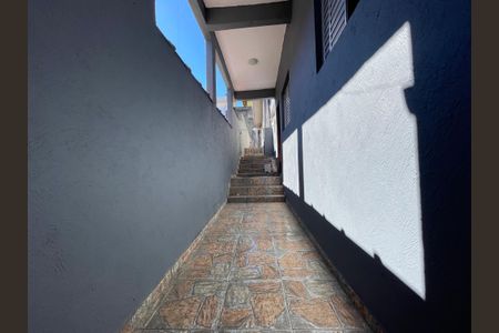 Casa de condomínio para alugar com 45m², 1 quarto e sem vagaEntrada