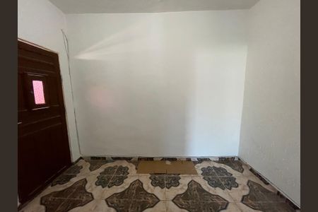 Casa de condomínio para alugar com 45m², 1 quarto e sem vagaSala